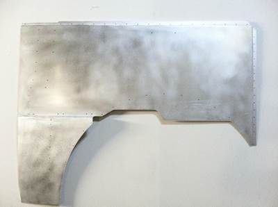 Peterbilt 379EXHD Right Hood Hinge for a Peterbilt 379 EXHD