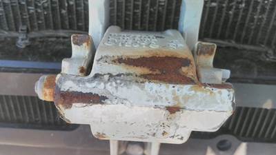 Peterbilt 579 Right Hood Hinge