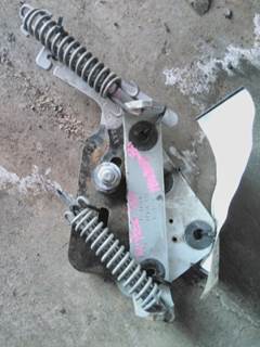 Volvo VNL Hood Hinge