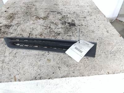 Freightliner Cascadia 126 Left Hood Side Vent