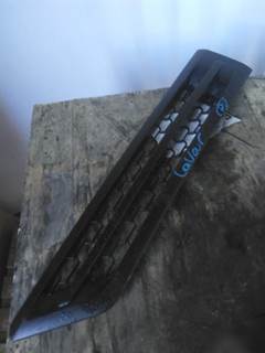 Freightliner Cascadia 126 Left Hood Side Vent