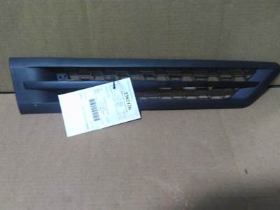 Freightliner Cascadia 126 Right Hood Side Vent