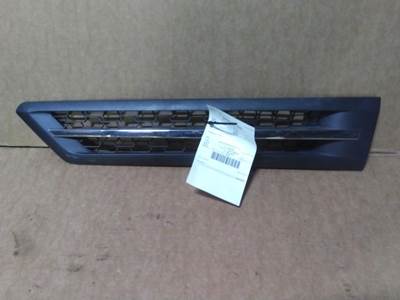 Freightliner Cascadia 126 Left Hood Side Vent
