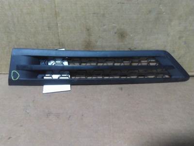 Freightliner Cascadia 126 Left Hood Side Vent