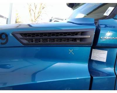 Freightliner Cascadia 126 Left Hood Side Vent