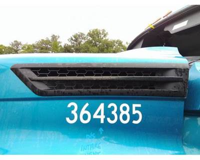Freightliner Cascadia 126 Left Hood Side Vent