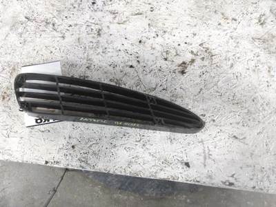 International 4300 Left Hood Side Vent
