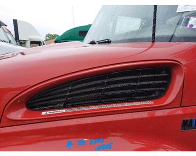 International 4300 Left Hood Side Vent
