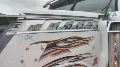 International LoneStar Left Hood Side Vent