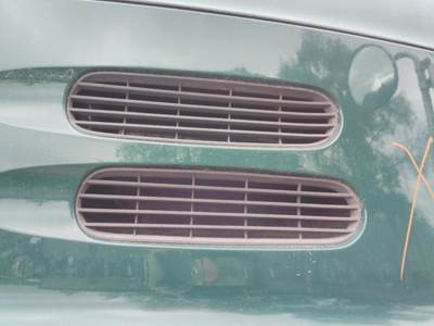 Mack Pinnacle CXU612 Right Hood Side Vent for a Mack CXU612