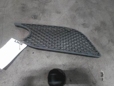 Peterbilt 579 Right Hood Side Vent