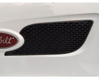 Peterbilt 579 Left Hood Side Vent