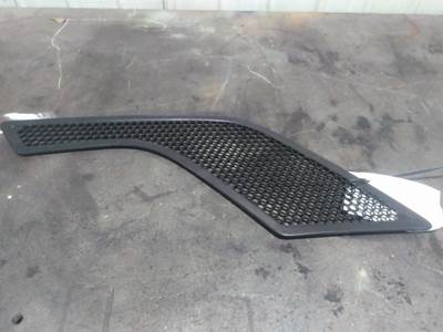 Volvo VNL Right Hood Side Vent