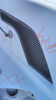 Volvo VNL Right Hood Side Vent