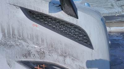 Volvo VNL Right Hood Side Vent