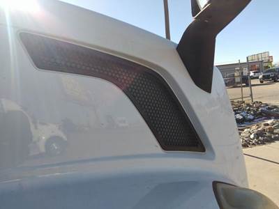 Volvo VNL Right Hood Side Vent