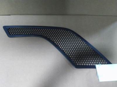 Volvo VNL Left Hood Side Vent