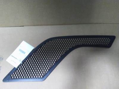 Volvo VNL Right Hood Side Vent