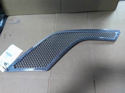 Volvo VNL Left Hood Side Vent