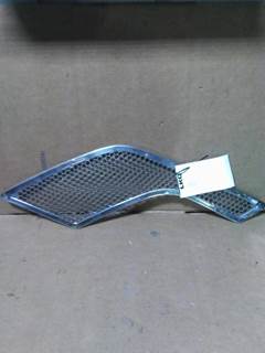 Volvo VNL Left Hood Side Vent