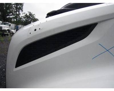 Volvo VNL Left Hood Side Vent