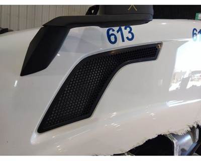 Volvo VNL Left Hood Side Vent