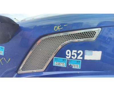 Volvo VNL Left Hood Side Vent