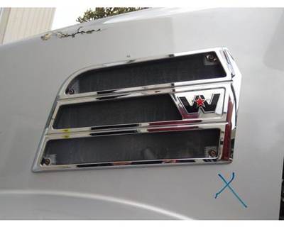 Western Star 5700XE Left Hood Side Vent