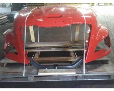 2026-UP Freightliner Cascadia 126 Gen 5 Hood Shell, Blemished