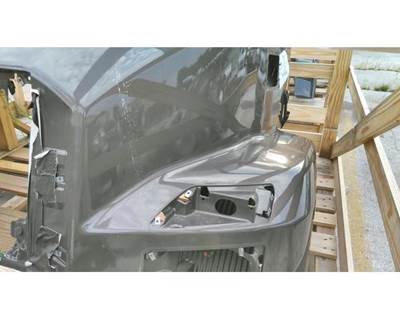 Mack MD7 OEM Hood Assembly, Part # 23724715 / 78786255