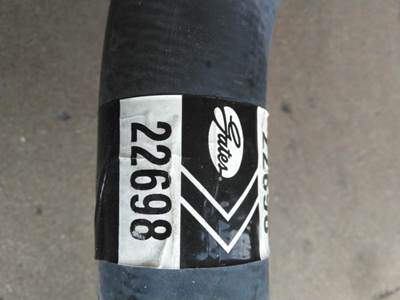 NEW GATES LOWER RADIATOR HOSE 22698 