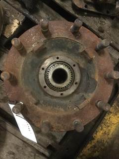 106435, FRONT, 6 BOLT CAP, 
CAST HUB
CUT FOR ABS 