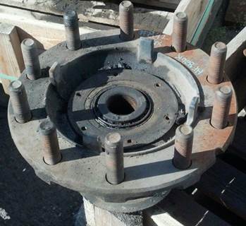 S15J0104, USED INTERNATIONAL STEER AXLE HUB, CAST STEEL, 10 STUD HP, ABS 