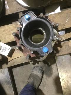 5/8" SHAFT STUDS
3" WHEEL STUDS
LOADED BEARINGS
CAST HUB
580/594A
CM#