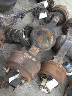 STD BUDD  - DRUM OVER
44000# 
6 BOLT  AXLE SHAFT
MACK APPL 