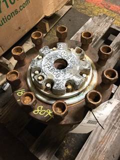 WITH AXLE SHAFT CAP
24 SPLINE, 8 HOLE + 2 PULL HOLES
NIG STUDS
SOME WHEEL