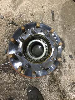 10 hubpiloted aluminum con/met hub
8 bolt head, non abs. with cast rotor 