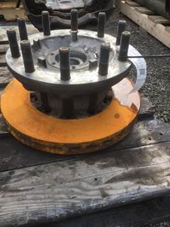 S18F0043 - USED HUB ASSEMBLY AND ROTOR OFF OF A 2017 INTERNATIONAL PROSTAR

