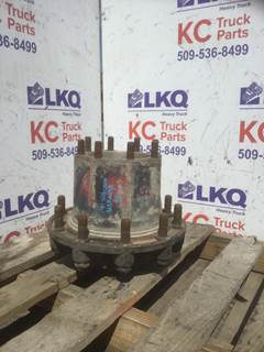 S12K0098 - Used Stud/BUDD Piloted Hubs off of a 1981 Western Star 4900
