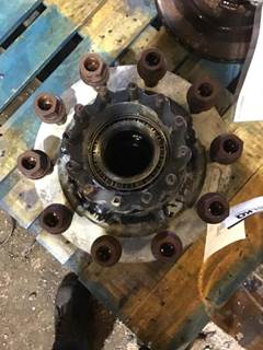 HUB
 12 BOLT AXLE SHAFT 