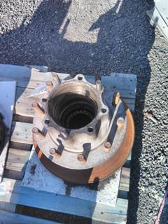 S22B0022 - Used Drive Axle Hub from a 2013 Kenworth T660 