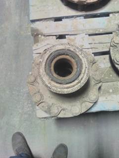 18081388F 
FRONT HUB, CAST #, ABS, 6 HOLE CAP, AIR BRAKE TYPE, 10 HOLE PILOTED,