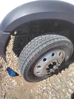 FRONT 4WD HUB
DRIVER SIDE 