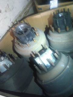 1 B0X OF 16 MISC. HUBS AND DRUMS
2,680 LBS 