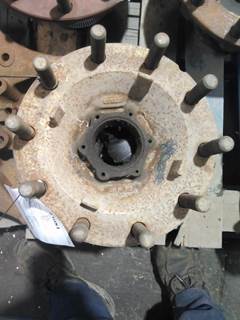 FRONT SHORT BORE, FRONT HUB, 
6 BOLT HUB CAP
CAST, 10 PILOTED, NON ABS 