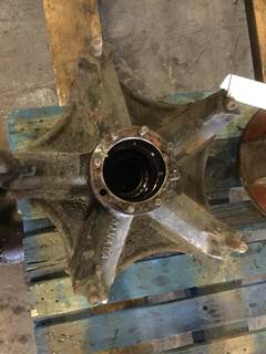 5 SPOKE 20"
15017S
SAMLL 8 BOLT AXLE SHAFT
19050T APPL
WITH ROTOR  