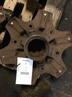 WITH RACES
CUT FOR ABS
6 BOLT CAP
 