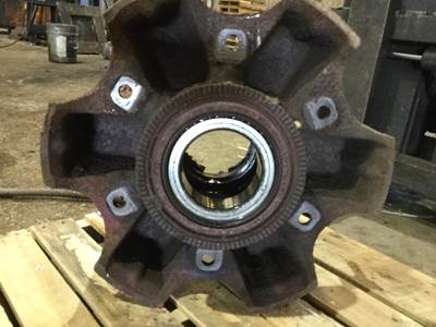 6 SPOKE - 20" Hub for a Spoke Wheel 6 SPOKE - 20"