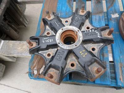 USED SPOKE HUB SIX SPOKES FX960 