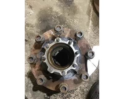 WEBB 2638 REAR
8 HOLE AXLE SHAFT
8 STUD HUB PILOTE
CAST DEEP BORE 
W/